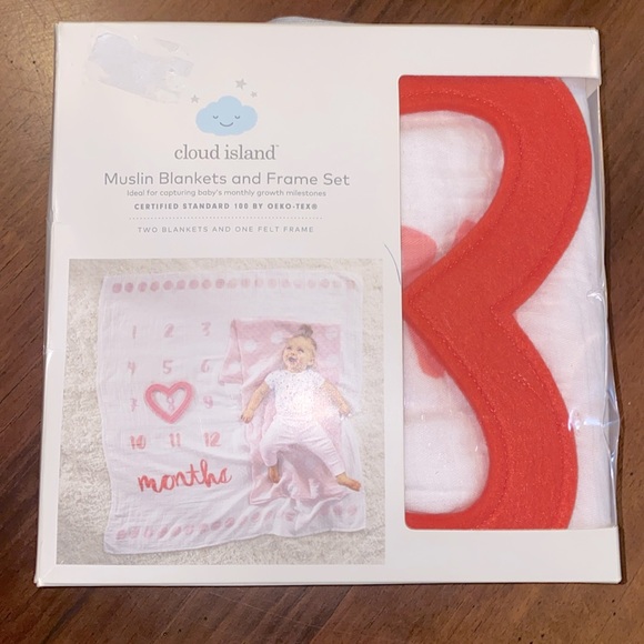 cloud island Other - Baby month counter